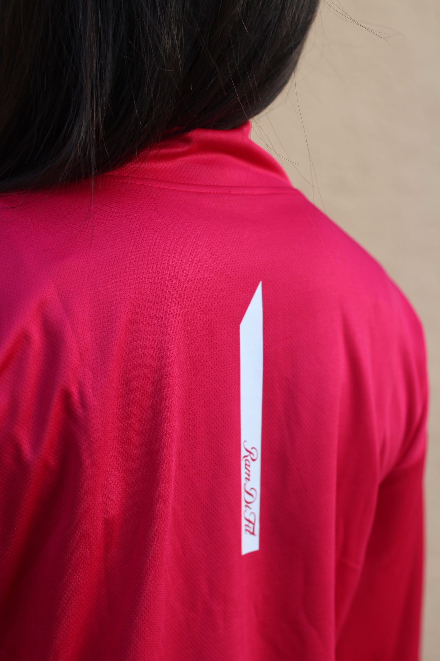 Modest Sports T-shirt Oversized in Fuchsia