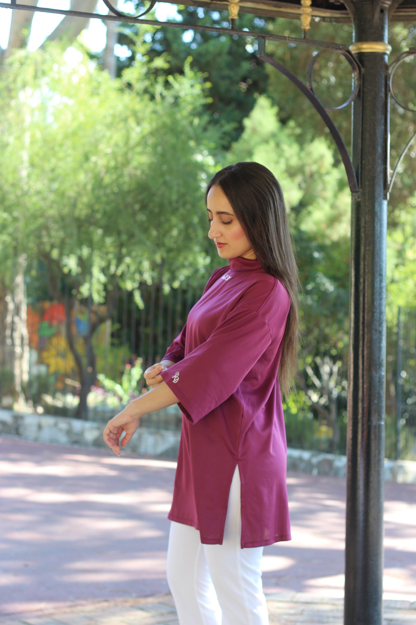 Modest Sports T-shirt Oversized in Royal Maroon