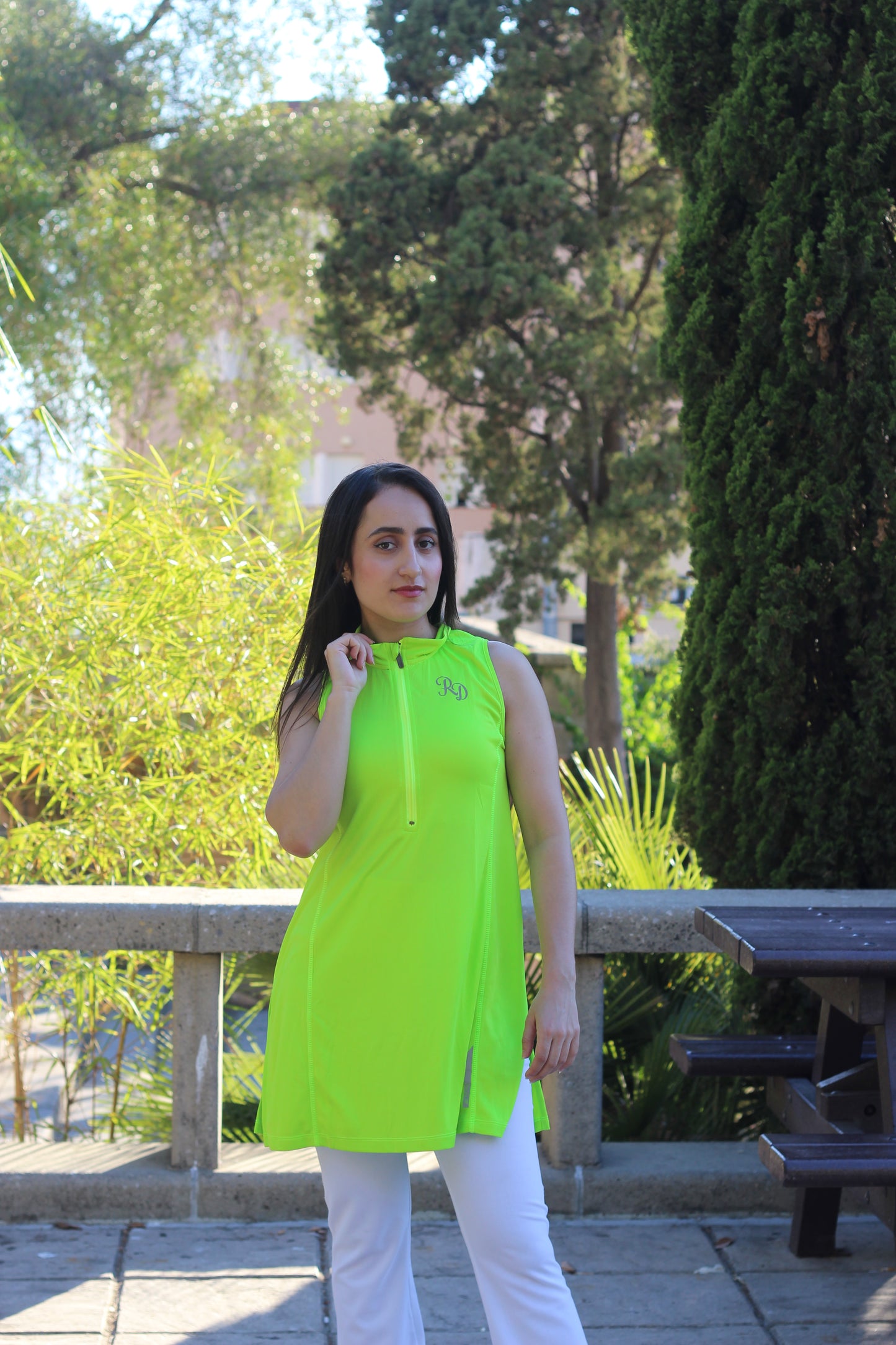 Modest Sports Gilet in Green