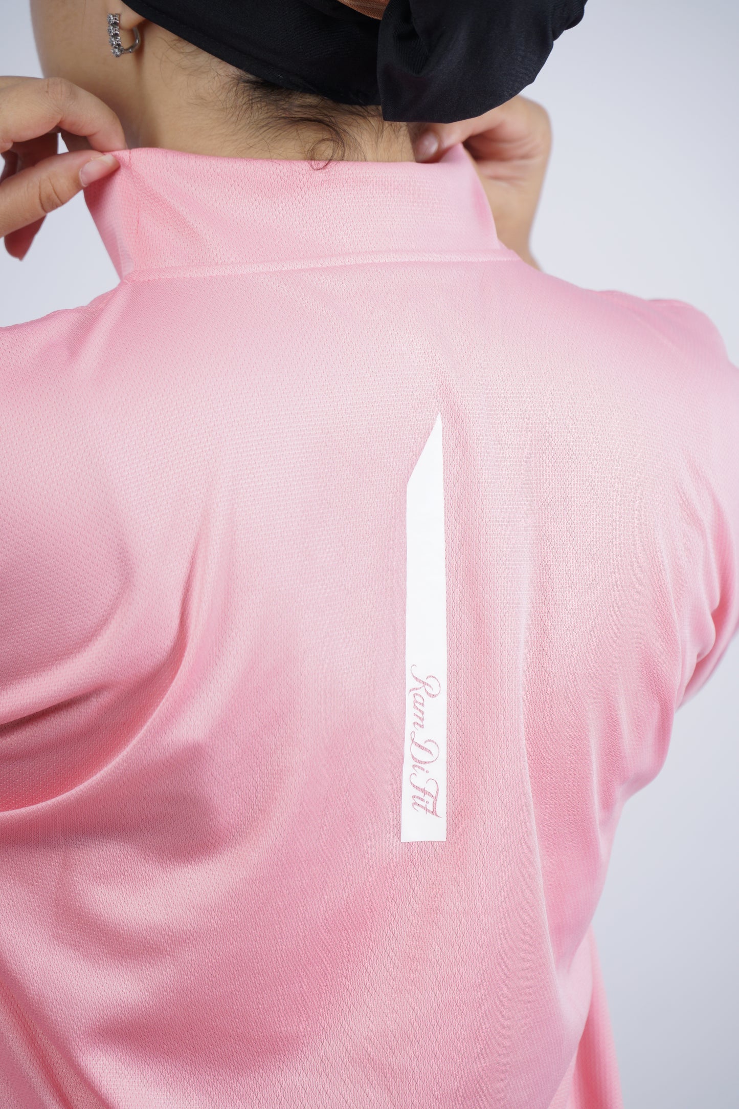Modest Sports T-shirt Oversized in Black