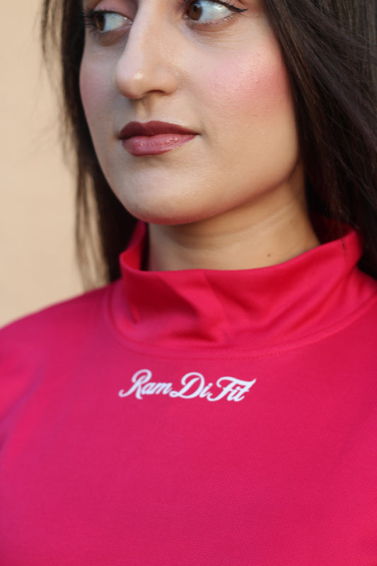 Modest Sports T-shirt Oversized in Fuchsia