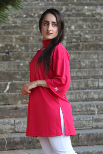 Modest Sports T-shirt Oversized in Fuchsia