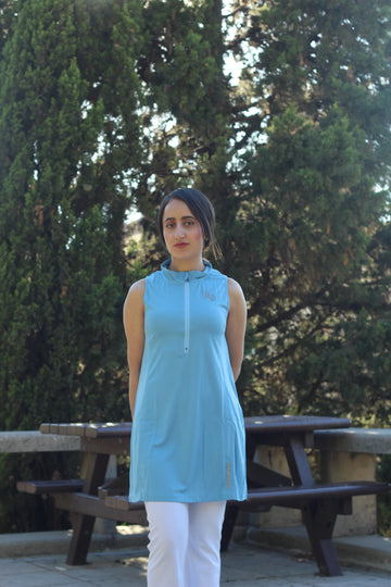 Modest Sports Gilet in Light Blue