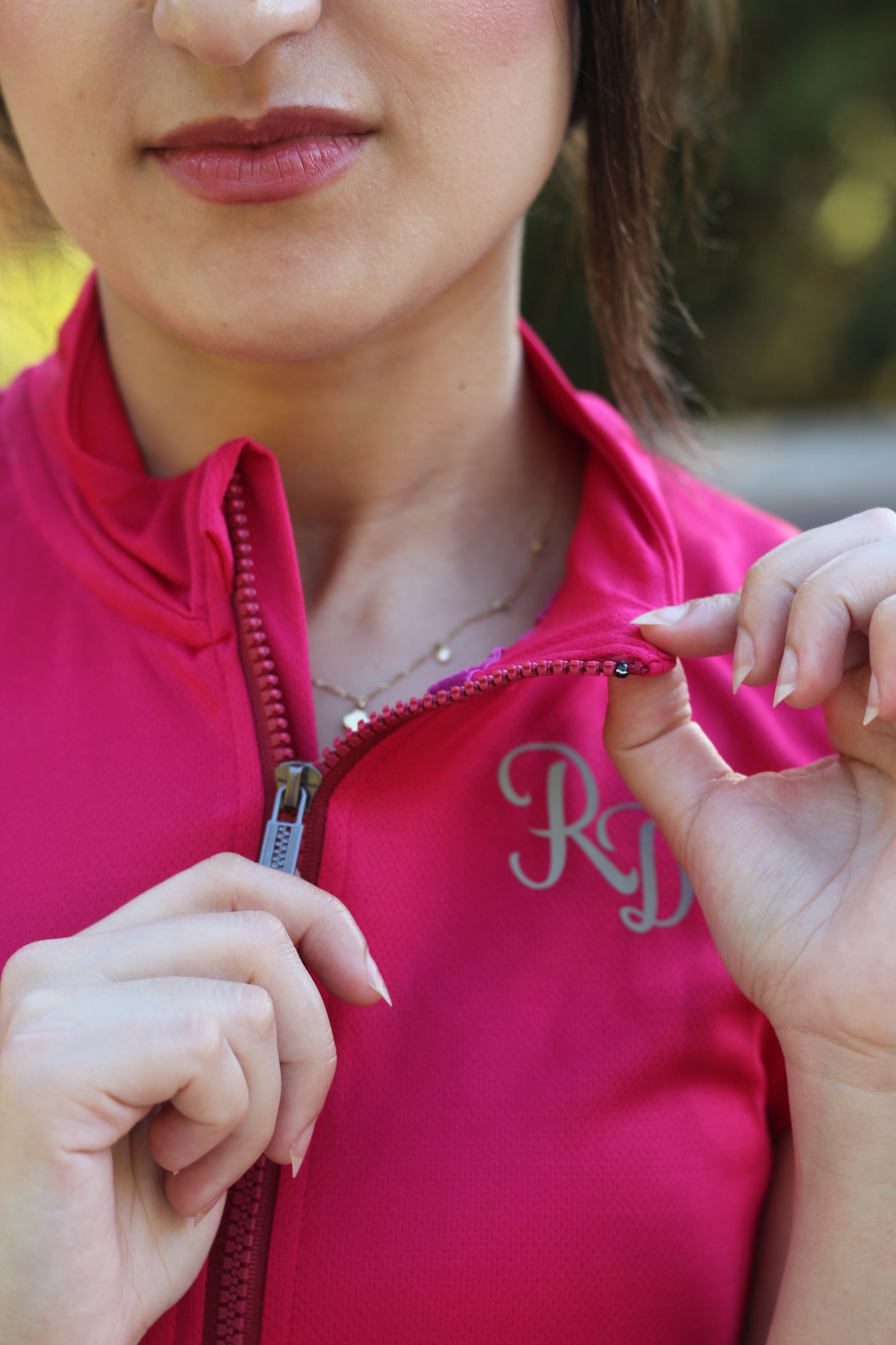 Modest Sports Gilet in Fuchsia